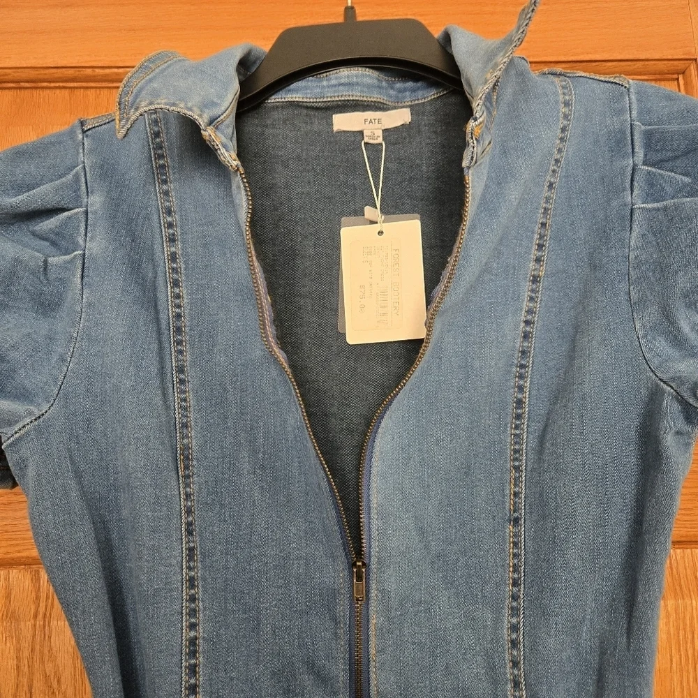 Denim Mini Dress with Puff Sleeves Zip Down With Belt by Fate - Small - Picture 5 of 9